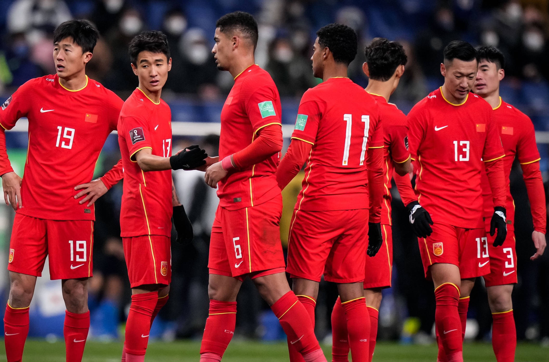 国内足球大赛：追随球队的胜利之路